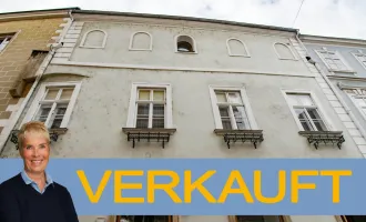 Wohnen in historischen Gemäuern mit herrlicher Dachterrasse mitten in der Altstadt von Stein