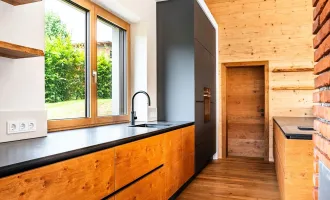 Geborgenheit trifft Moderne: Haus mit Holzofen und High-Tech - HERBSTAKTION!