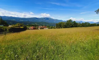 Exklusives Baugrundstück mit Berg- und Seeblick am Millstätter See / Kärnten