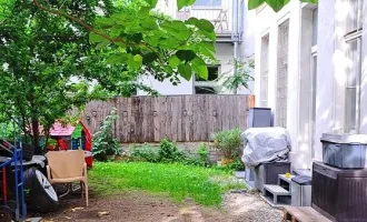 SELTENHEIT! RUHIGE ATLBAUWOHNUNG MIT EIGENGARTEN! >>> GARTENFLÄCHE 48,69 m² <<<