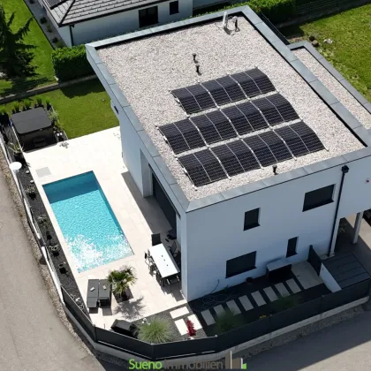 PREMIUM-Haus für königliches Wohnen! Doppelgarage, Pool, Whirlpool, usw. - Bild 3