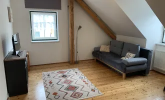 Moderne Dachgeschoß-Wohnung in Spital am Semmering - perfekt für Singles oder Paare!