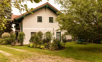 NEUER PREIS - Verträumtes Haus mit traumhaften Garten in zentraler Lage