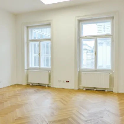 Hochwertig ausgestattete Bürofläche im Stilaltbau - 5 Zimmer + Balkon - unbefristet - Nähe Rathaus und Parlament - Bild 2