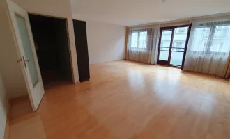 Nähe Karlsplatz / Bestlage! 101m2, helle 4 Zimmer, zentral begehbar, Sofortbezug!