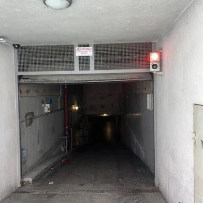 ZUM VERKAUF: Garagenstellplatz (Stapelparker) in der Grundsteingasse 30 - Bild 2