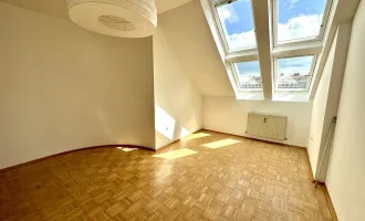 1. Monat mietfrei! - Wunderschöne Maissonette-Wohnung am Lendplatz im dem hippen Grazer Bezirk Lend - Provisionsfrei!