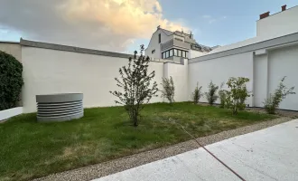 Ruhiges Wohnen im Zentrum: Neubau mit großzügiger Terrasse und eigenem Garten!!!