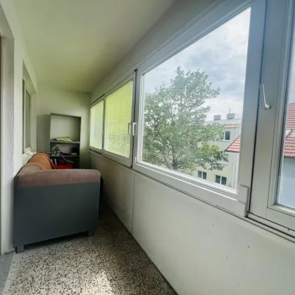 3 Zimmer Wohnung mit Loggia und Abstellplatz - Bild 3