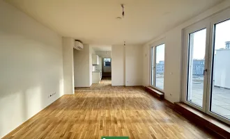 Klimatisierte Erstbezugs-Dachgeschosswohnung mit gewaltiger Dachterrasse bei der U3 Kendlerstraße mit Küche!