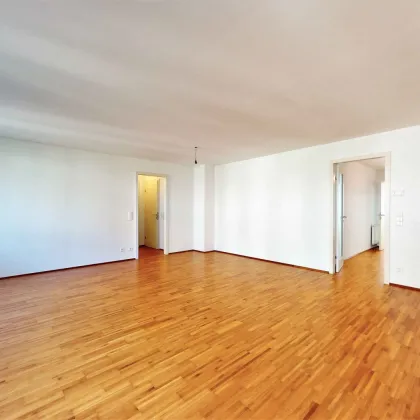 Servitenviertel, moderne, großzügige 2-Zimmerwohnung mit Blick ins Grün, 2,5m² Balkon! - Bild 3