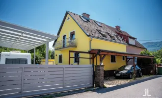 Unterkellerte Doppelhaus-Hälfte mit wunderschönem Garten in beliebter Wohngegend