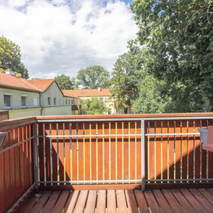 Ruhige, helle 3 Zimmer mit 36 m² Wohnküche und 7,8 m² Balkon, 1. OG, Dachgeschoss - Bild 3