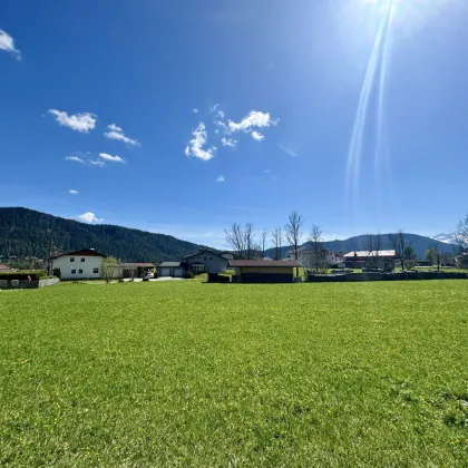 *wunderschöner sonniger Baugrund! ca. 600m² Baugrund + ca. 600m² Landwirtschaftliche Fläche in der schönen LEUTASCH! - Bild 2