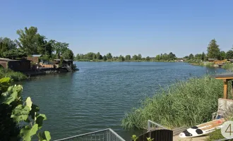 Ihr persönliches Paradies am See - charmantes Superädifikat!