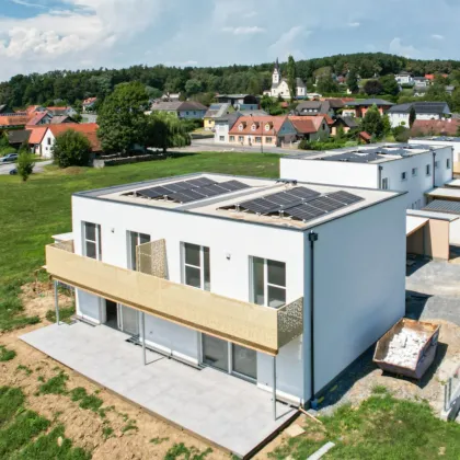 PROVISIONSFREIER ERSTBEZUG -Moderne Doppelhaushälfte - inklusive Carport - baldige Fertigstellung - Bild 3