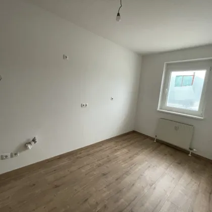 Sonnige 3-Zimmer-Maisonette Wohnung mit  Balkon, Garage! - Bild 3