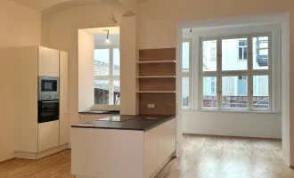 Wunderschöne TERRASSENWOHNUNG mit 4 Zimmer - perfekt für FAMILIEN in saniertem Altbau - ERSTBEZUG!