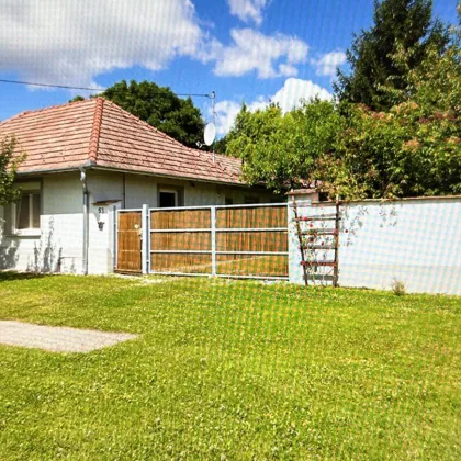 Ungarisches Landhaus-Idyll: Charmantes 3-Zimmer-Haus mit Garten, Terrasse, Garage und viel Platz für 159.800,00 €! - Bild 3