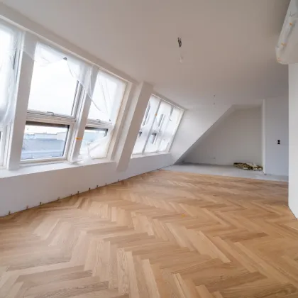 Beziehbar September 2024! Neue Maisonette-Dachgeschosswohnung im aufgestocktem Stilaltbau! - Bild 2