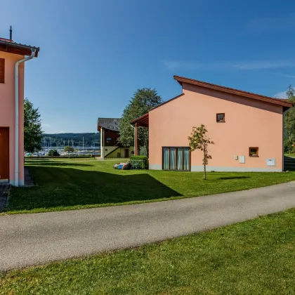 LIPNO REAL: Exklusive Zwei-Zimmer-Wohnung in erster Reihe mit Terrasse und Blick auf den Yachthafen - Bild 3