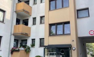 4 Zimmer Wohnung mit Balkon!