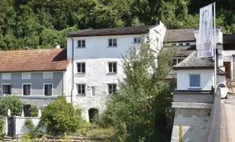 "HOCHBURG-ACH - Einzigartige Gartenmaissonettewohnung mit großer Terrasse und Blick auf die Altstadt von Burghausen"