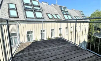 WASAGASSE, sonniges 92 m2 Dachgeschoß mit 6 m2 Balkon, 3 Zimmer, Wohnküche, 2 Bäder, Parketten, Fernblick