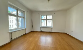 Charmante 2-Zimmer-Altbau-Wohnung in Zentrumsnähe !!