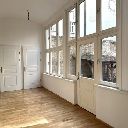 Provisionsfrei: Repräsentativer 160m² Altbau-Erstbezug mit Einbauküche & Terrasse - 1090 Wien - Bild 3