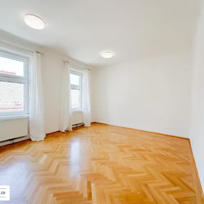 2-Zimmer Altbau-Charme mit Balkon in Top Lage - Bild 3