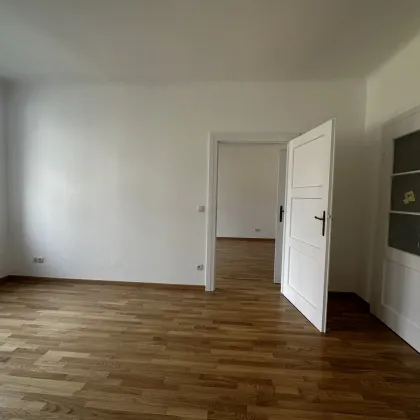 ERSTBEZUG! Schöne 2-Zimmerwohnung mit Loggia - Bild 2