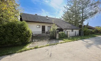 Haus in Grün-Ruhelage, sanierungsbedürftig