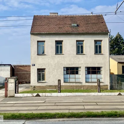 ZENTRALFRIEDHOF /// STADTENTWICKLUNGSGEBIET SIMMERING - WERKSTATT (friedhofsbezogene Gewerbe) UND GROSSZÜGIGE WOHNUNG, ROHDACHBODEN - Bild 2