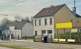 GROSSES UND FLEXIBLES HAUS /// GROSSZÜGIGE WOHNUNG, ROHDACHBODEN UND WERKSTATT /// STADTENTWICKLUNGSGEBIET SIMMERING