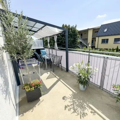 Liebenau!! Tolle ca. 82 m2 große Wohnung mit großer Süd-Westterrasse und 2 Tiefgaragenparkplätzen!! - Bild 3