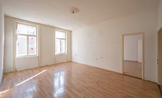 ++NEU++ Renovierungsbedürftige 3-Zimmer Altbauwohnung, tolles Potenzial!!