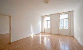 ++NEU++ Sanierungsbedürftige 3-Zimmer Altbauwohnung, tolles Potenzial!!