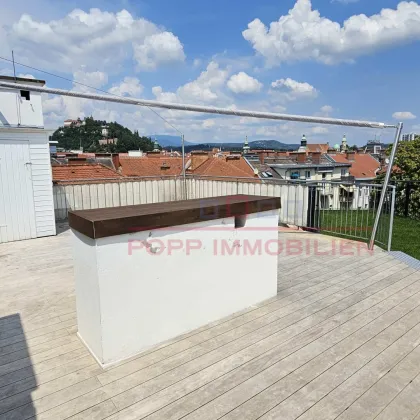 Innenstadt: exklusive Penthouse-Maisonette mit großer, grüner Dachterrasse im neuen Neutorviertel - Bild 2