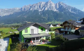 Modernes, lichtdurchflutetes Wohnparadies mit Terrassen, Balkon und Doppelgarage!