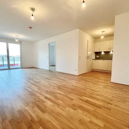 Moderner 3 Zimmer Neubau-Erstbezug mit Balkon, Tiefgaragenplatz & Wienblick - Bild 3