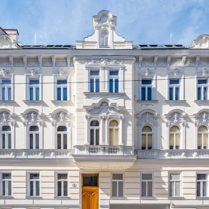 Edles Dachgeschoss-Domizil auf zwei Ebenen im klassischen Altbau mit Grünblick - Bild 3