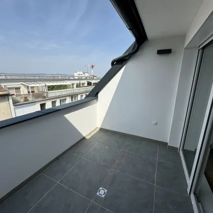 Provisionsfrei: Klimatisierter 83m² DG-Erstbezug + Terrasse im topsanierten Altbau - 1100 Wien - Bild 3