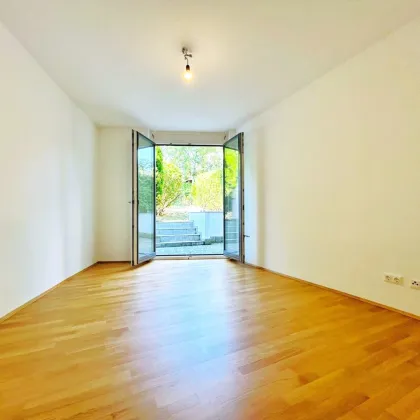 Exklusive 3 Zimmer Gartenwohnung - ca. 90m² Freifläche und eigenen Aufzug - inkl. Garagenplatz - Bild 3