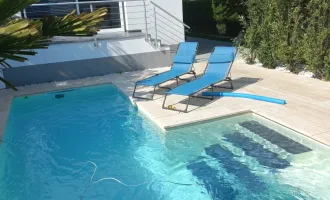 Herrliches Wohnhaus in ruhiger Lage mit Pool!