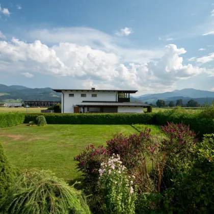 FAMILIE | Charmantes Domizil in Spielberg, zwei Wohneinheiten, gepflegt, mit Doppelgarage und wunderbarem Garten - Bild 3