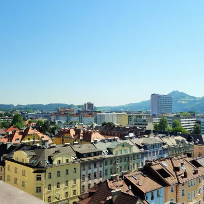 XXL-Panoramaterrasse mit Traumaussicht! Top-renovierte 2-Zimmer-Wohnung nahe Salzachkai - Bild 2