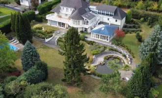 Das Paradies im Kurort für Anspruchsvolle - herrschaftliches Wohnen mit traumhaftem Fernblick, sowie ein prachtvoller Garten mit Pool und Biotop