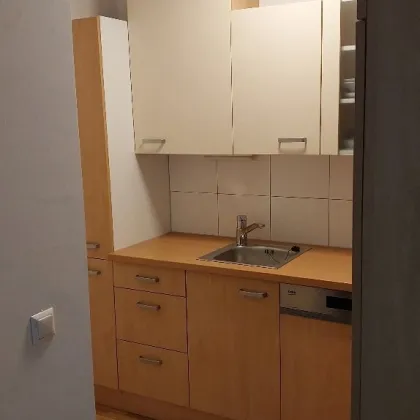 Stadtvergnügen! Gediegene 3-Zimmer-Wohnung - Bild 2