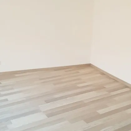 hübsche 2 Zimmer wohnung  renoviert - Bild 2